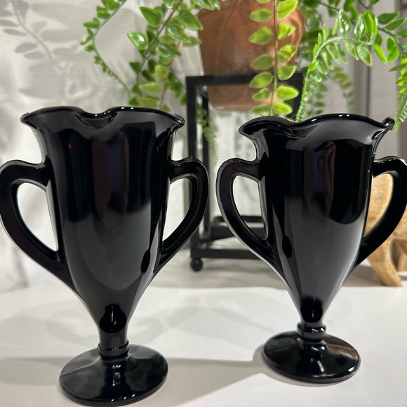 Vintage L.E. Smith Black Amethyst Loving Cup Trophy Vases - Picture 4 of 6